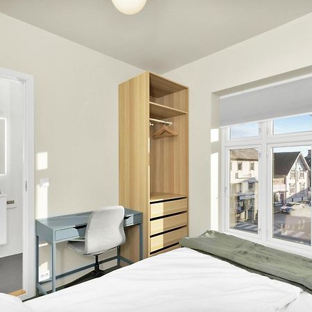 Central Guest House - Bedroom With En Suite Bathroom 스타방에르 외부 사진