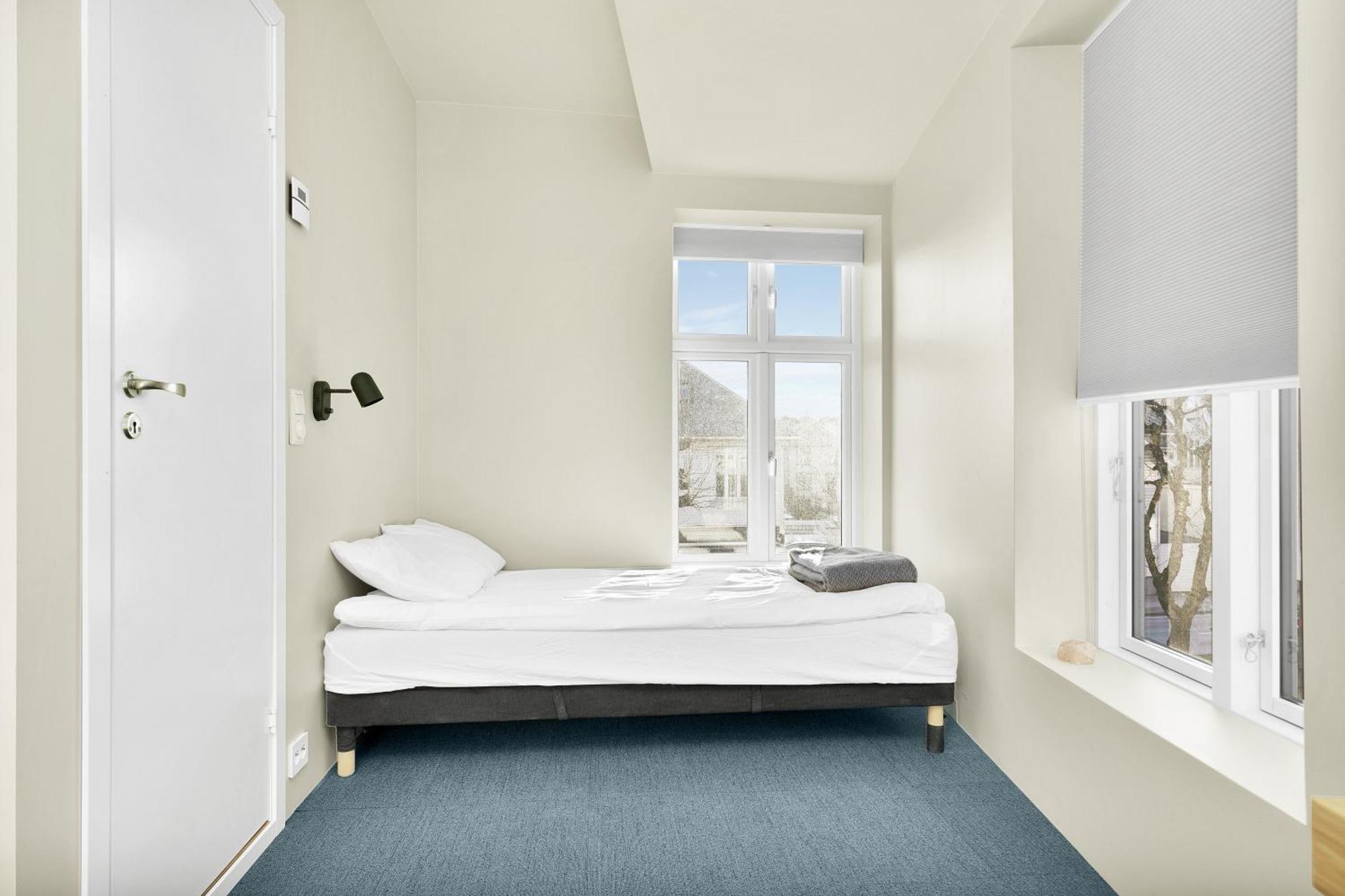Central Guest House - Bedroom With En Suite Bathroom 스타방에르 외부 사진