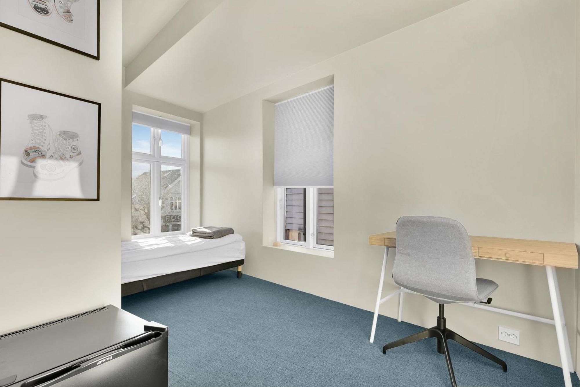 Central Guest House - Bedroom With En Suite Bathroom 스타방에르 외부 사진